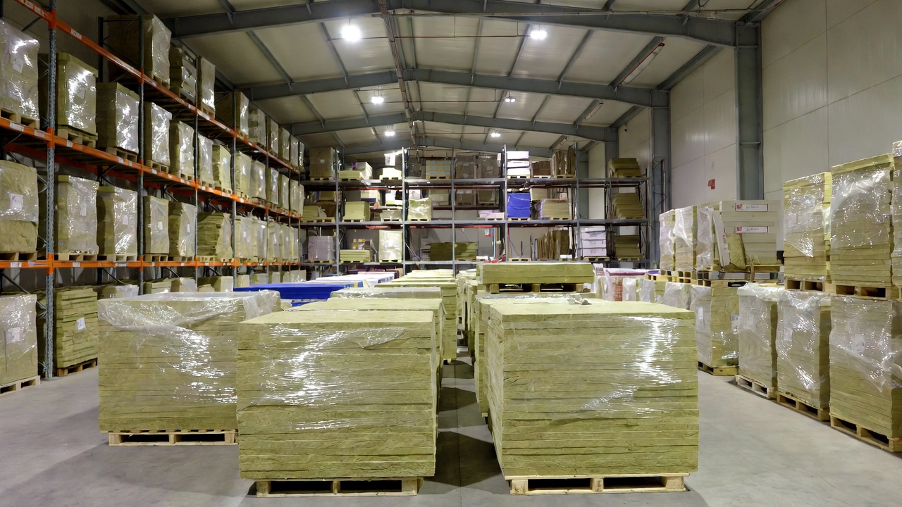 İzolyasiya materiallarının logistikası