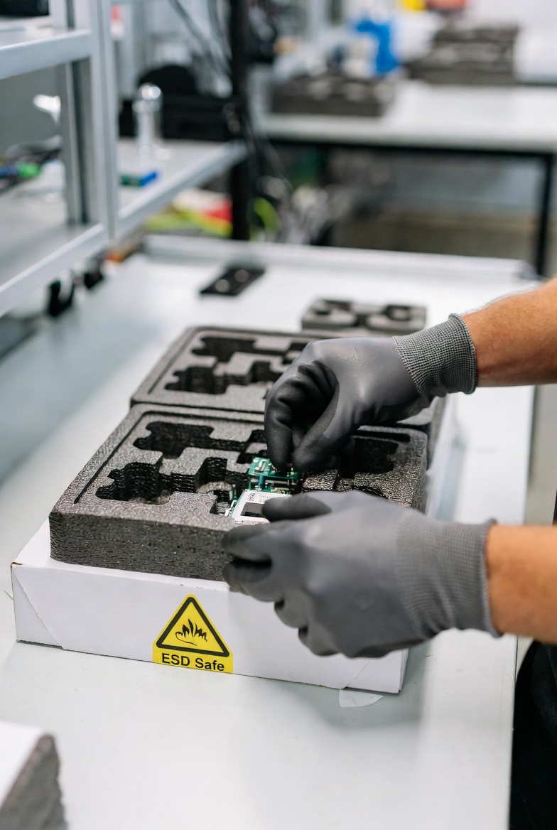 Elektronika məhsullarında həssas yükün idarə edilməsi